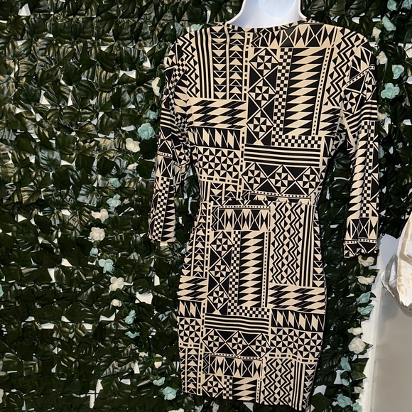 Geometric Black and Cream Wrap Dress - Picture 3 of 5